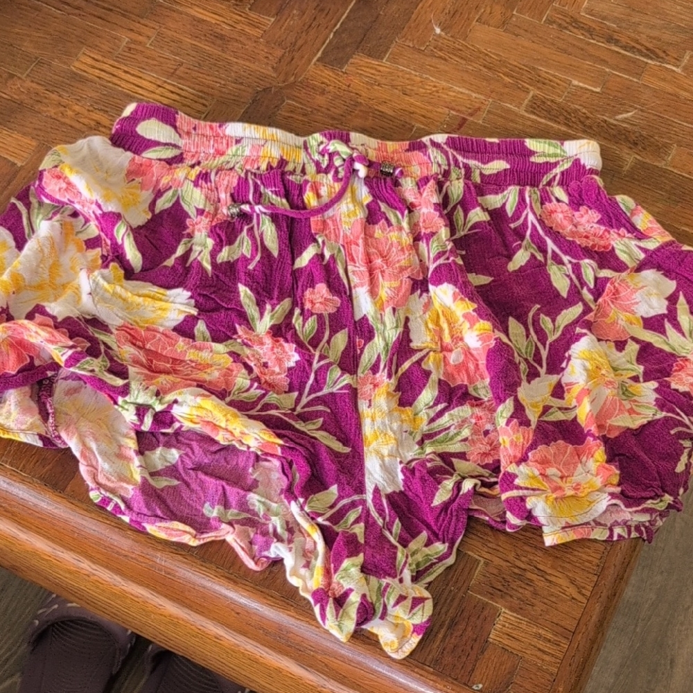 band of gypsies ruffle shorts